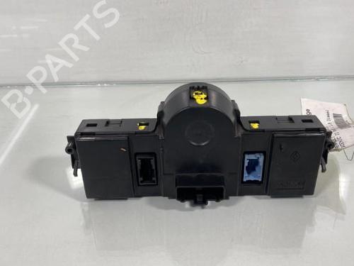 Climate control RENAULT SCÉNIC II (JM0/1_)  | BP19986964I5