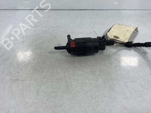 Used Washer pump Washer pump OPEL VECTRA A (J89) [1988-1995] 20016632 20016632