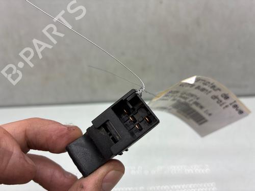 Used Right front window switch Right front window switch 36862958 36862958