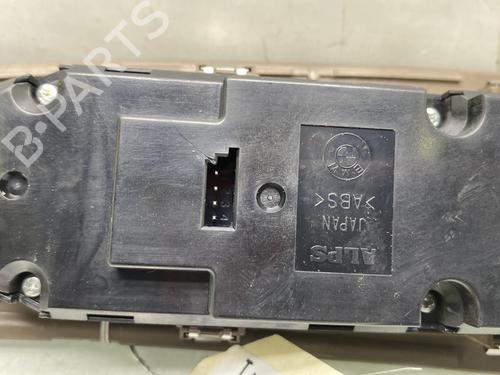 Left front window switch BMW 5 (E60) 525 d | BP22916651I27 - Image 2