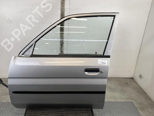 Dør venstre fortil MAZDA DEMIO (DW) 1.5 16V (DW5W) (75 hp) 32858499