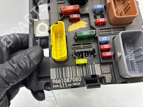 Used Fuse box Fuse box PEUGEOT 307 SW (3H) 1.6 HDI 110 (109 hp) 34477504 34477504