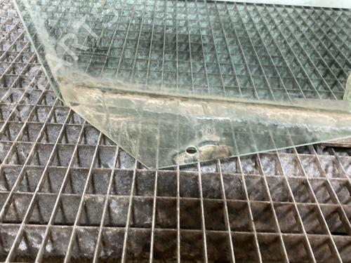 Front right door window PEUGEOT 206 Hatchback (2A/C) 1.9 D | BP24428736C19 