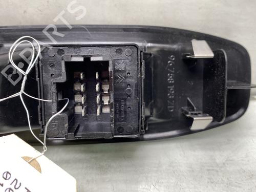 Used Left front window switch Left front window switch PEUGEOT 208 I (CA_, CC_) 1.0 VTi (68 hp) 21518311 21518311