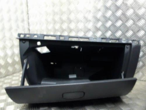 Used Glove box Glove box RENAULT CLIO III (BR0/1, CR0/1) 1.2 16V (103 hp) 20032966 20032966