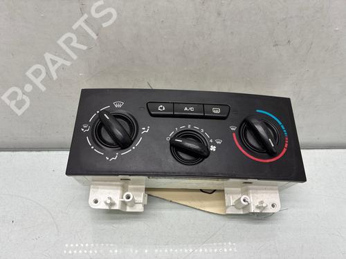 Used Climate control Climate control 38181754 38181754