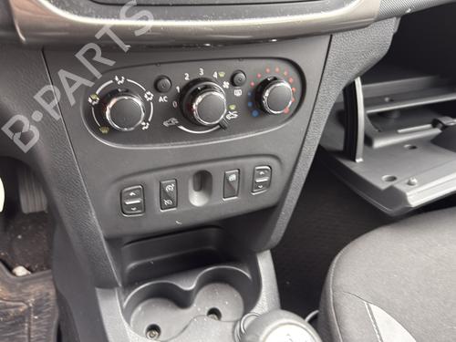 Radio DACIA SANDERO II 1.5 dCi | BP31379651E6 - Image 21