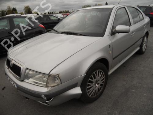 Right front window switch SKODA OCTAVIA I (1U2) 1.9 TDI | BP20014490I26 