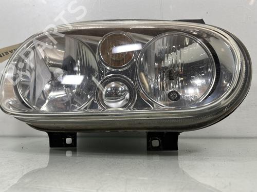 Right headlight VW GOLF IV (1J1) 1.9 SDI | BP29564766C29
