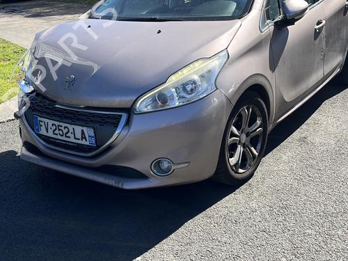 Left rear door PEUGEOT 208 I (CA_, CC_) 1.6 HDi | BP29999513C4