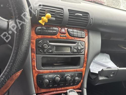 Left mirror MERCEDES-BENZ C-CLASS (W203) C 200 CDI (203.004) | BP32324038C26