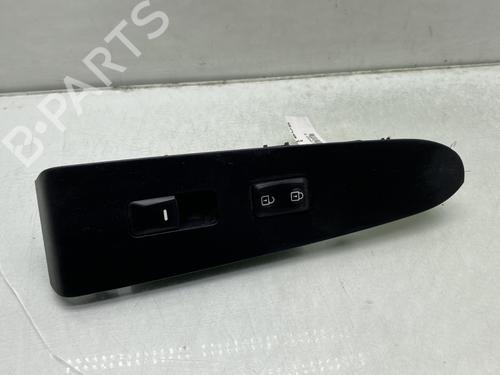 Used Right front window switch KIA SPORTAGE III (SL) 2.0 CRDi AWD (136 hp) 29574609