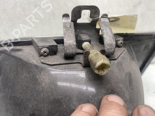 Used Right headlight FORD FIESTA III (GFJ) 1.3 Cat (60 hp) 20223315