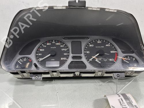 Used Instrument cluster PEUGEOT 306 Hatchback (7A, 7C, N3, N5) 2.0 HDI 90 (90 hp) 30791246