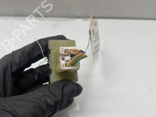 Left front window switch DACIA SANDERO II 1.5 dCi | BP31379657I27 - Image 3