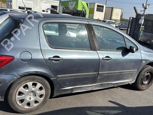 Fuse box PEUGEOT 307 (3A/C) 1.6 HDi | BP26527859E1 