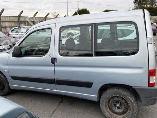 Fuse box PEUGEOT PARTNER MPV (5_, G_) 1.6 HDi 75 | BP26743175E1 - Image 9