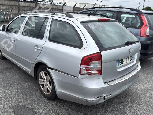 Left front window switch SKODA OCTAVIA II Combi (1Z5) 1.6 TDI | BP31354467I27  - Image 12