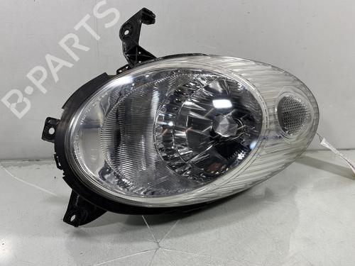 Used Right headlight NISSAN MICRA III (K12) 1.2 16V (80 hp) 30907505