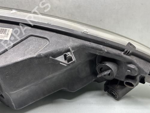 Left headlight PEUGEOT 1007 (KM_) 1.6 HDi | BP28522442C28 