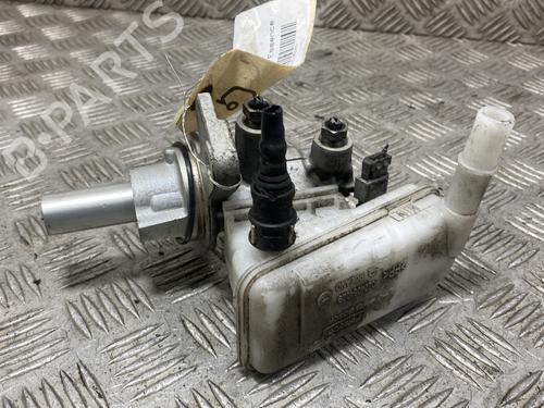 Used Brake master cylinder FORD FIESTA VI (CB1, CCN) 1.25 (82 hp) 30180953