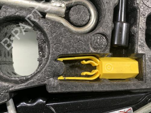 jack-kit-peugeot-508-sw-i-8e_-2010-2011-2012-2013-2014-2015-2016-2017-2018-31036144 main image