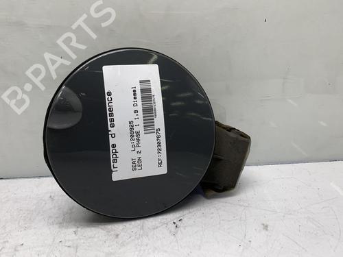 fuel-flap-seat-leon-1p1-19-tdi-1p0809905bgru-2005-2006-2007-2008-2009-2010-2011-2012-2013-20021560 main image