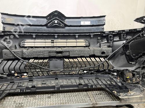 Front bumper CITROËN C5 AIRCROSS (A_) 1.2 Hybrid 136 (ARHPYJ) | BP32413386C7 