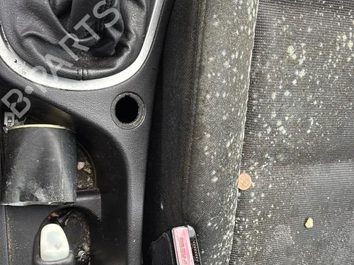 Fuse box PEUGEOT 307 Break (3E) 1.6 HDi 110 | BP34477504E1 - Image 7