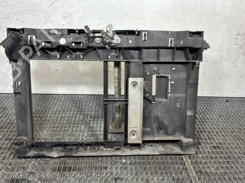 Frontplade/Frontkurv Frontplade/Frontkurv CITROËN C2 (JM_) 1.1 (60 hp) 33724239 33724239