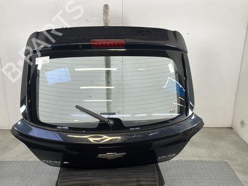 tailgate-chevrolet-cruze-hatchback-j305-2010-32267255 main image