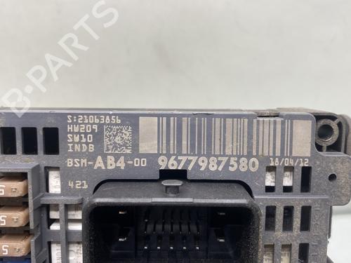 Fuse box PEUGEOT 508 SW I (8E_) 2.0 HDi RXH Hybrid4 | BP29841422E1 