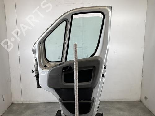 Used Right front door Right front door PEUGEOT BOXER Platform/Chassis 3.0 HDi 160 (156 hp) 31804680 31804680