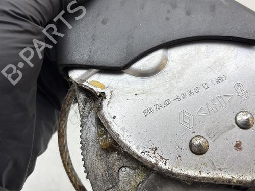 Used Hand brake Hand brake RENAULT CLIO III Grandtour (KR0/1_) 1.5 dCi (KR0F) (86 hp) 33484995 33484995