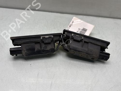 Licence plate light RENAULT MEGANE IV Hatchback (B9A/M/N_) 1.5 dCi 110 (B9A3) | BP29413575I40 