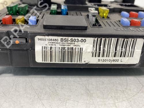 Used Fuse box Fuse box PEUGEOT 407 (6D_) 1.6 HDi 110 (6D9HZC, 6D9HYC) (109 hp) 19955331 19955331