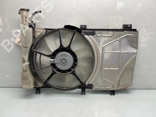 Used Radiator fan Radiator fan 37171579 37171579
