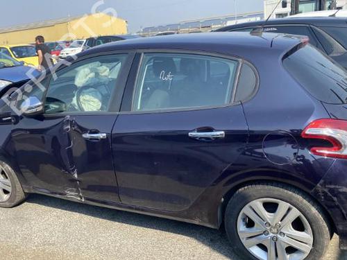 Fuse box PEUGEOT 208 I (CA_, CC_) 1.2 VTI 82 | BP22314810E1 