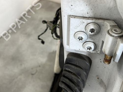 Left front door MERCEDES-BENZ VITO Bus (W639) 111 CDI (639.701, 639.703, 639.705) | BP30515535C2