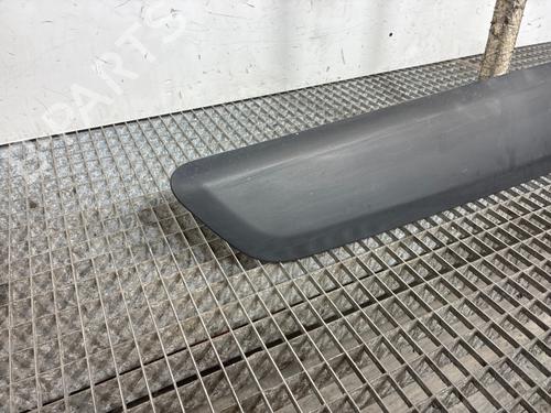 Used Door moulding trim Door moulding trim 37997902 37997902