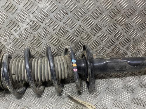 Høyre foran støtdemper VW GOLF V (1K1) 1.9 TDI (105 hp) 31288637