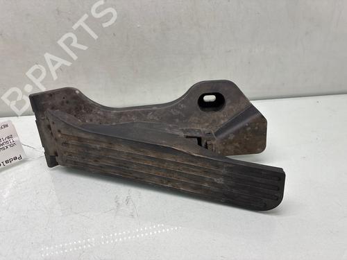 Used Pedal Pedal 38230529 38230529