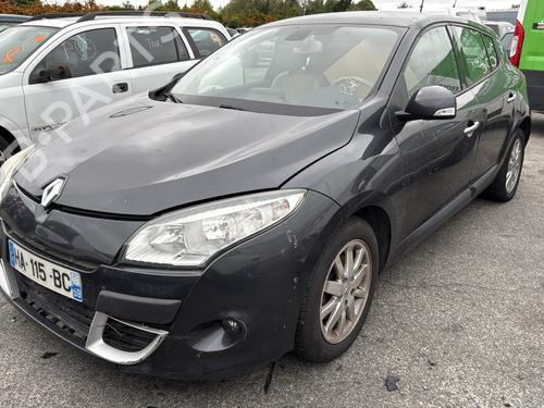 Brugte RENAULT MEGANE III Hatchback (BZ0/1_, B3_) 1.5 dCi (BZ09, BZ0D, BZ1W, BZ29, BZ14) (110 hp) 4259805