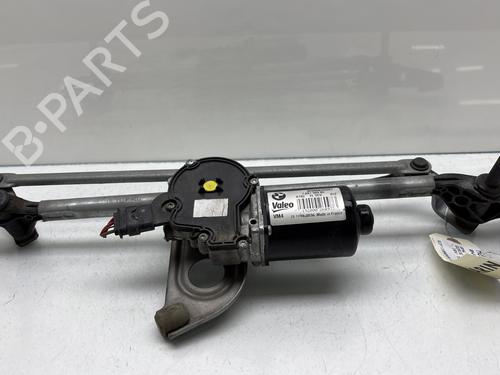Used Front wiper motor BMW 1 (F20) 116 d (116 hp) 28569080