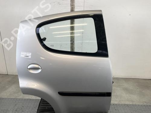 right-rear-door-peugeot-107-pm_-pn_-2005-2006-2007-2008-2009-2010-2011-2012-2013-2014-2015-2016-32063329 main image