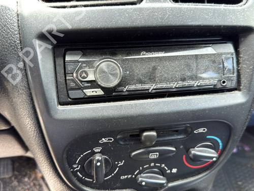 Bakre vindusviskerarm PEUGEOT 206 Hatchback (2A/C) 1.4 i | BP30719943C144 