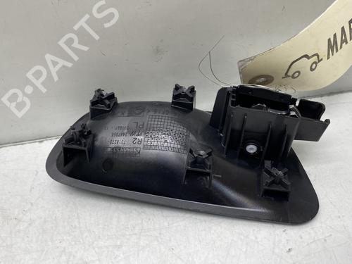 Used Rear right interior door handle Rear right interior door handle BMW 2 Active Tourer (F45) 225 xe Plug-in-Hybrid (224 hp) 28704748 28704748