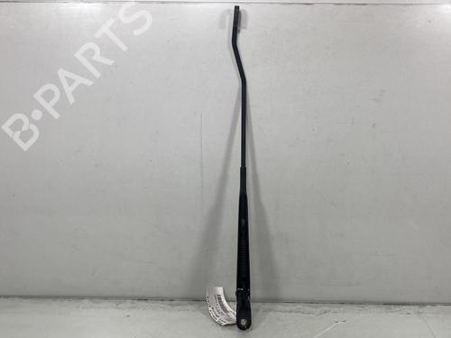 Used Front windshield wiper arm RENAULT KANGOO / GRAND KANGOO II (KW0/1_) 1.5 dCi 90 (KW05, KW08, KW0G, KW11) (90 hp) 31160266