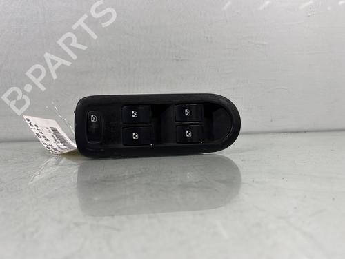 Venstre Foran elrute bryter RENAULT MEGANE II Estate (KM0/1_) 1.9 dCi (KMRG, KM1G, KM0G, KM2C) (120 hp) 29939487