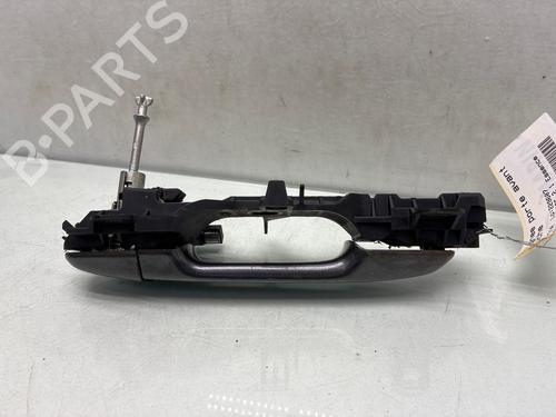 Used Front left exterior door handle Front left exterior door handle 37171961 37171961